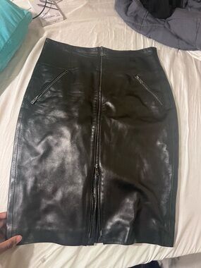 Yves Saint Laurent Rive Gauche Black Leather Zip-Front Pencil Skirt